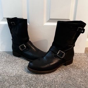Frye Boots Black Leather Size 11